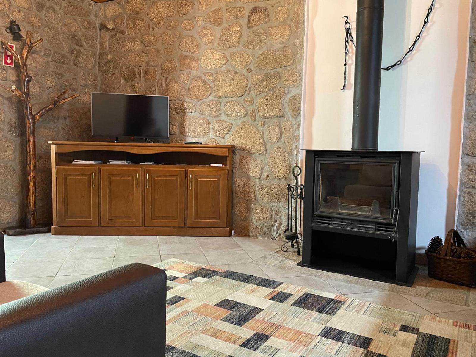 Videmonte Casa Retiro De Xistoヴィラ エクステリア 写真